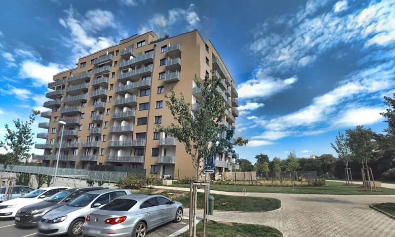 Pronájem bytu 2+kk, Praha - Strašnice, Zvěřinova, 61 m2