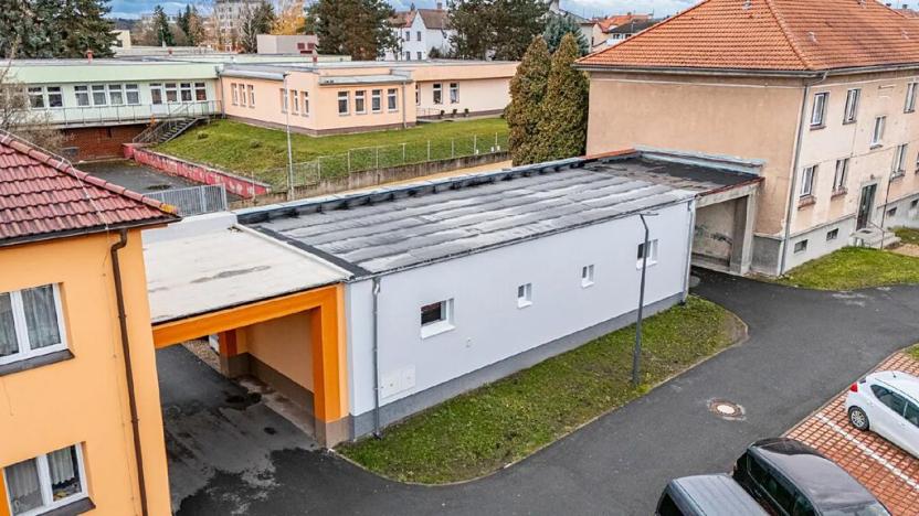 Prodej obchodního prostoru, Přelouč, Smetanova, 69 m2