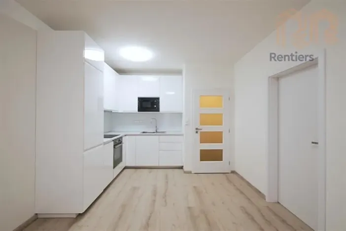 Pronájem bytu 2+kk, Praha - Střížkov, Zakšínská, 48 m2