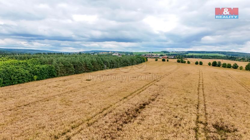 Prodej pole, Chrást, 11929 m2