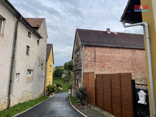 Prodej rodinného domu, Pnětluky, 148 m2