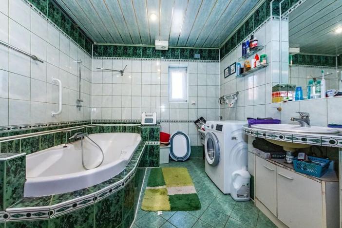 Prodej rodinného domu, Pernink, Nejdecká, 409 m2