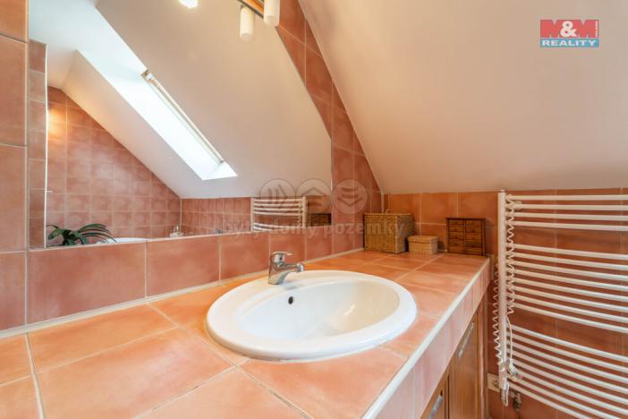 Prodej rodinného domu, Benecko, 224 m2