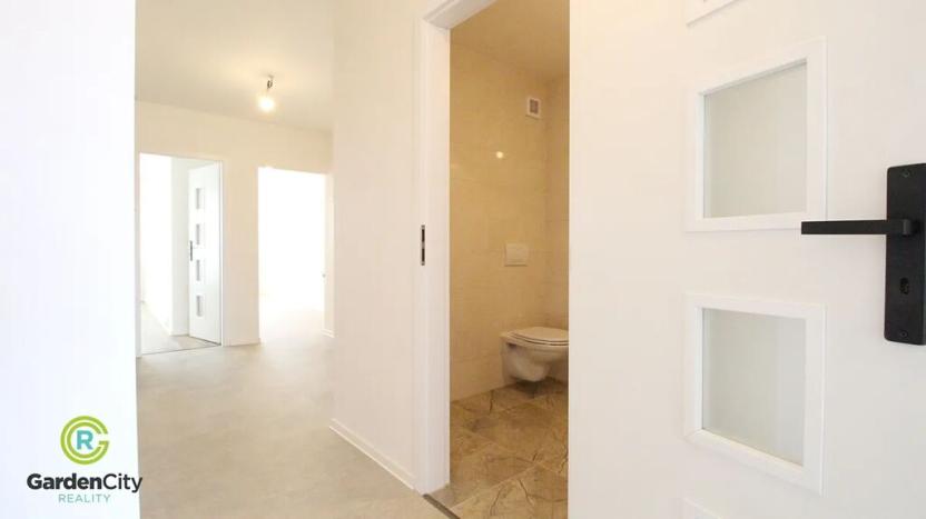 Prodej bytu 3+1, Praha - Horní Měcholupy, Livornská, 78 m2