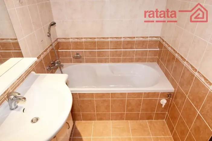 Pronájem bytu 2+1, Chomutov, Kamenný vrch, 58 m2