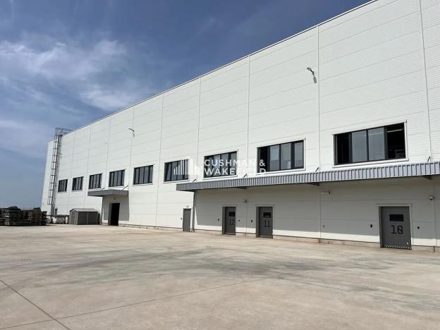 Prodej skladu, Nová Paka, 9000 m2