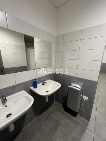 Prodej skladu, Nová Paka, 9000 m2