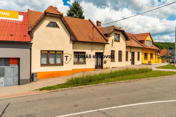 Prodej obchodního prostoru, Vizovice, Palackého Nám., 100 m2