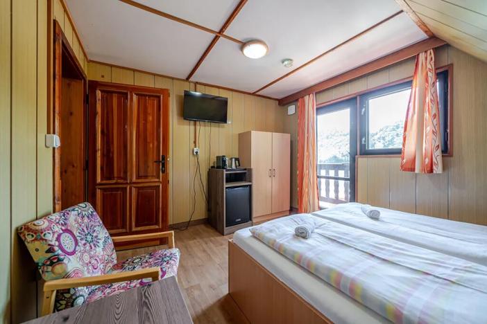 Prodej chaty, Bítov, 650 m2