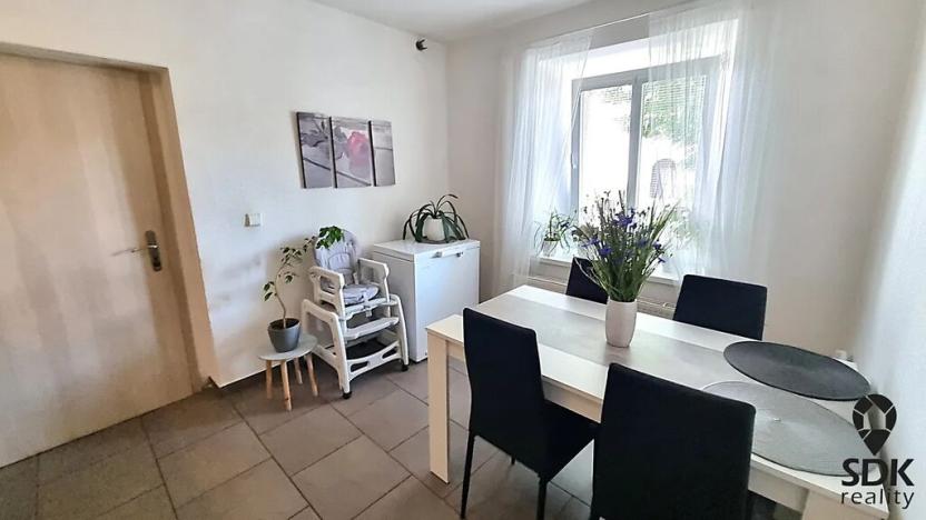 Prodej rodinného domu, Žďárná, 211 m2