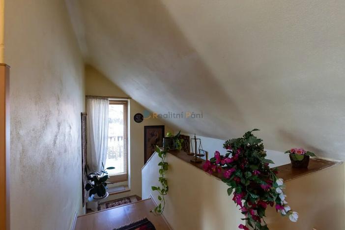 Prodej rodinného domu, Zdice, 294 m2