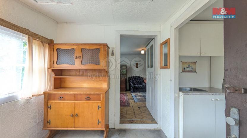 Prodej chaty, Káraný, 35 m2