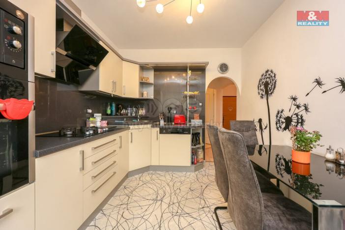 Prodej bytu 3+1, Šumperk, Finská, 86 m2