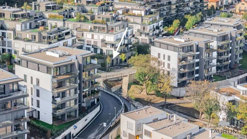 Prodej obchodního prostoru, Praha - Košíře, Lerausova, 92 m2