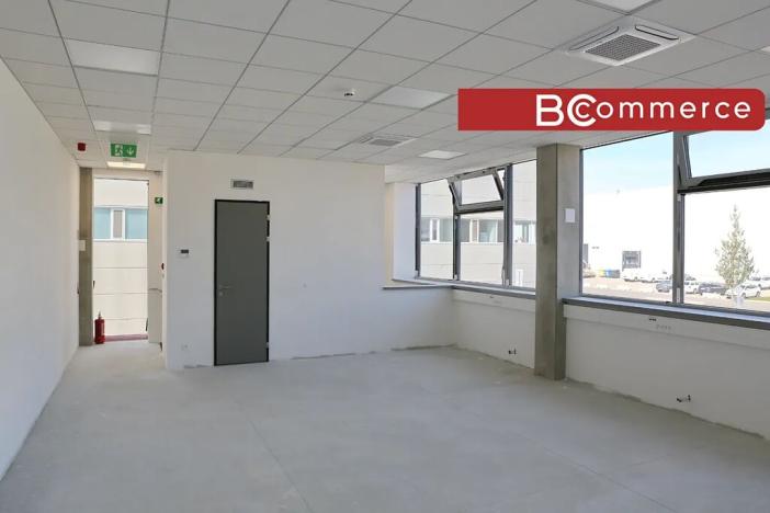 Pronájem skladu, Brno, 467 m2