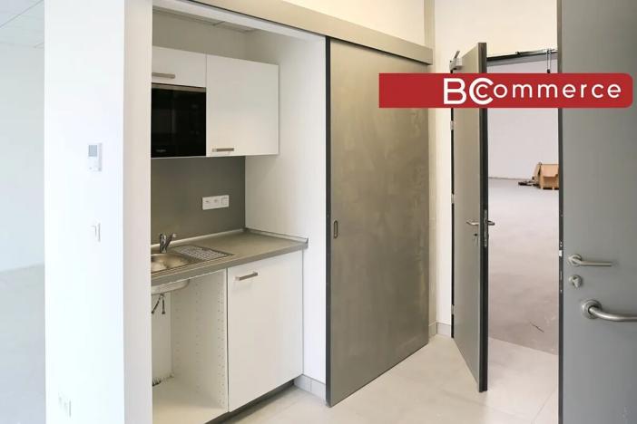 Pronájem skladu, Brno, 467 m2