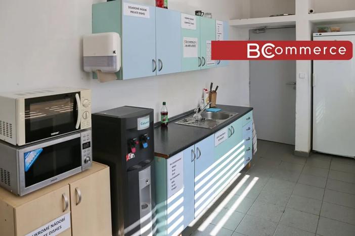 Pronájem skladu, Kuřim, 4162 m2