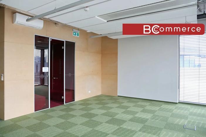 Pronájem kanceláře, Brno, 600 m2