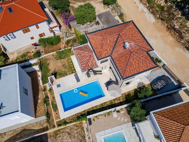 Prodej ubytování, Jakišnica, Chorvatsko, 160 m2