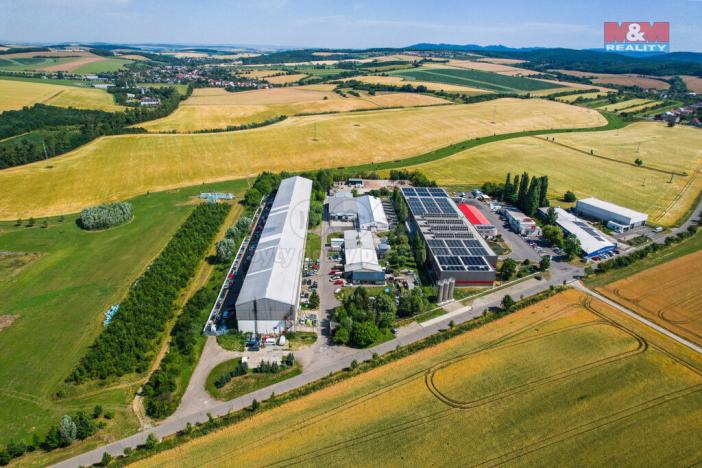 Prodej výrobních prostor, Tečovice, 2469 m2