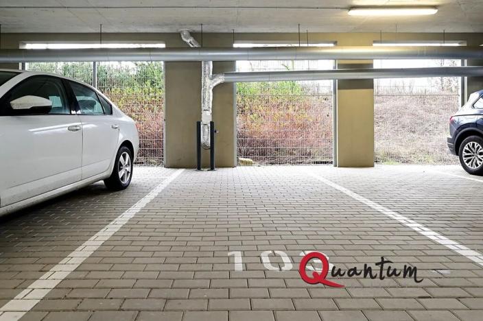 Pronájem garážového stání, Praha - Stodůlky, Svitákova, 13 m2
