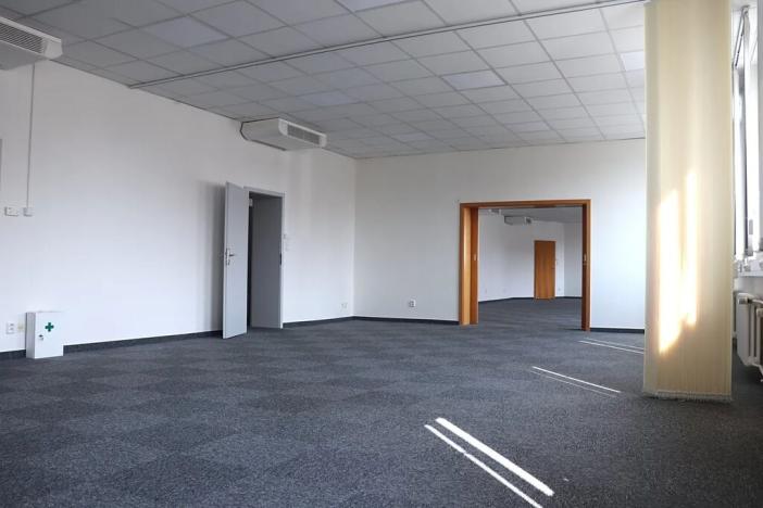 Pronájem kanceláře, Brno, Moravské náměstí, 281 m2