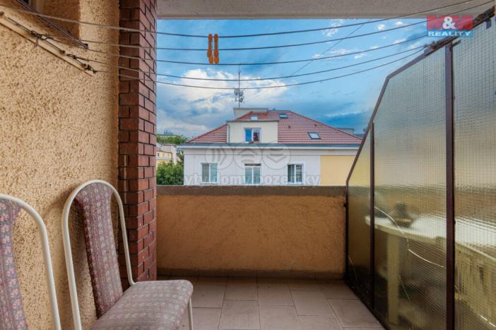 Prodej bytu 1+1, Karlovy Vary, K. Čapka, 36 m2