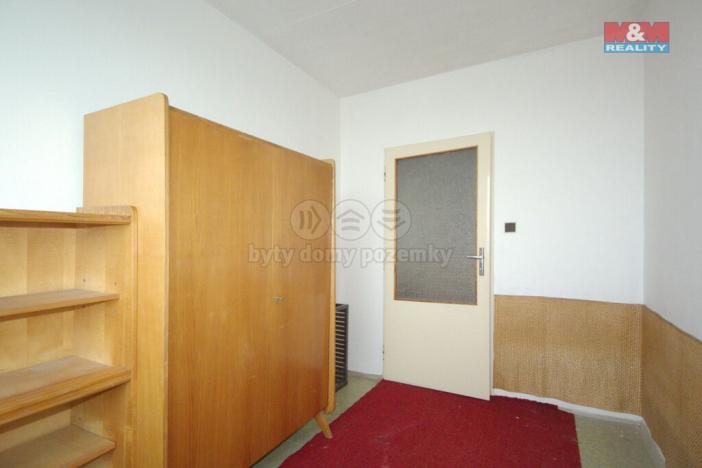 Prodej bytu 3+1, Praha - Prosek, Lovosická, 79 m2