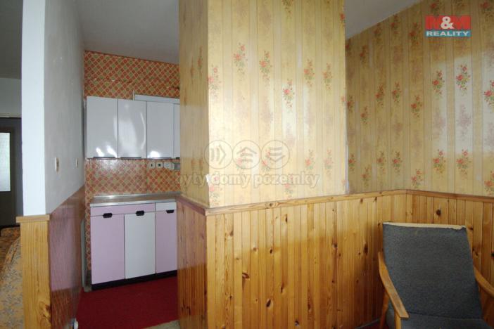 Prodej bytu 3+1, Praha - Prosek, Lovosická, 79 m2