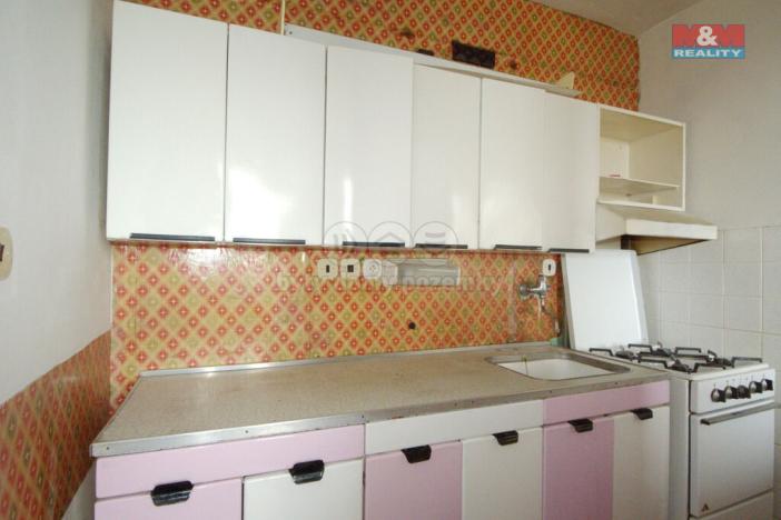 Prodej bytu 3+1, Praha - Prosek, Lovosická, 79 m2