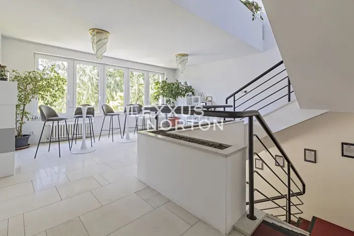 Pronájem vily, Praha - Lhotka, Na dlouhé mezi, 280 m2