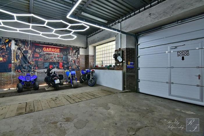 Pronájem garáže, Ústí nad Labem, Špitálské náměstí, 91 m2