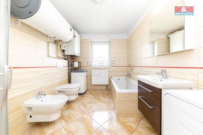 Prodej rodinného domu, Šumice, 263 m2