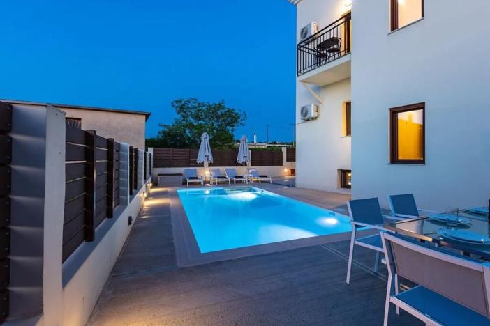 Prodej vily, Roustika, Řecko, 180 m2