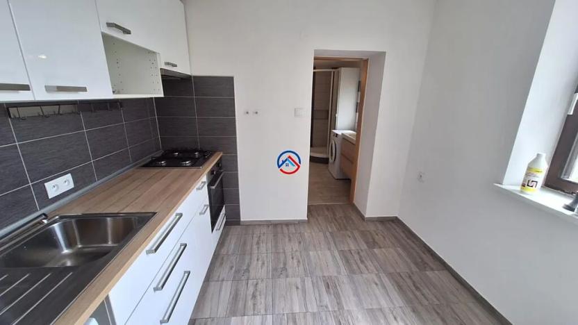 Pronájem bytu 1+1, Olomouc, Na dílkách, 35 m2