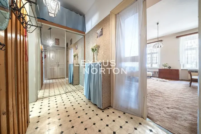 Prodej bytu 2+1, Praha - Holešovice, Veletržní, 74 m2