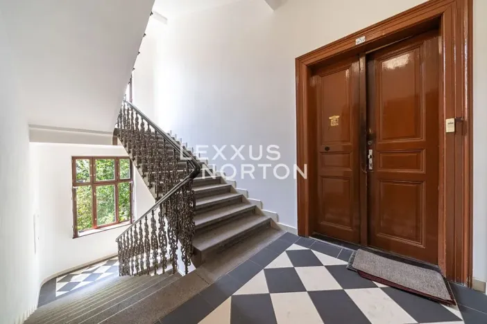 Prodej bytu 2+1, Praha - Holešovice, Veletržní, 74 m2