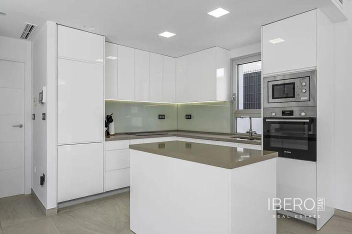 Prodej rodinného domu, Guardamar del Segura, Španělsko, 104 m2