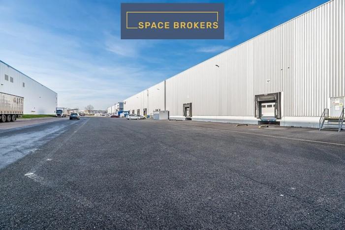 Pronájem skladu, Zdiby, 1408 m2