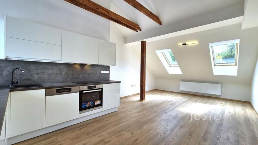 Pronájem bytu 2+kk, Písek, Tylova, 67 m2