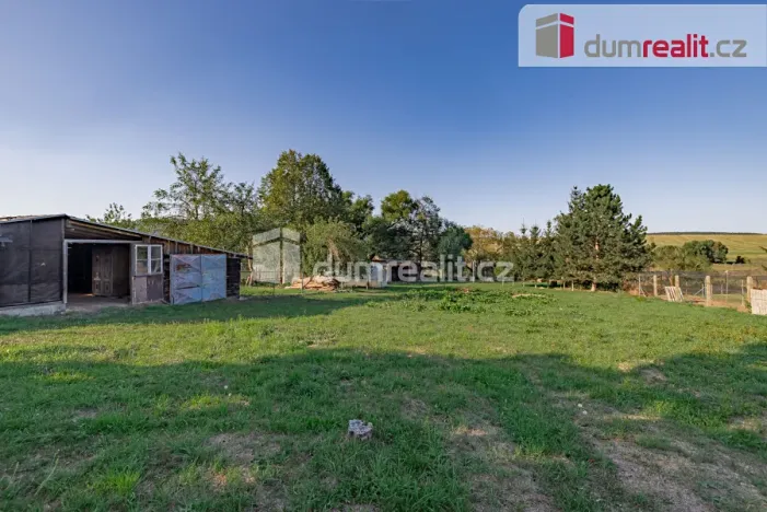 Prodej pozemku pro bydlení, Vroutek, Nádražní, 1810 m2