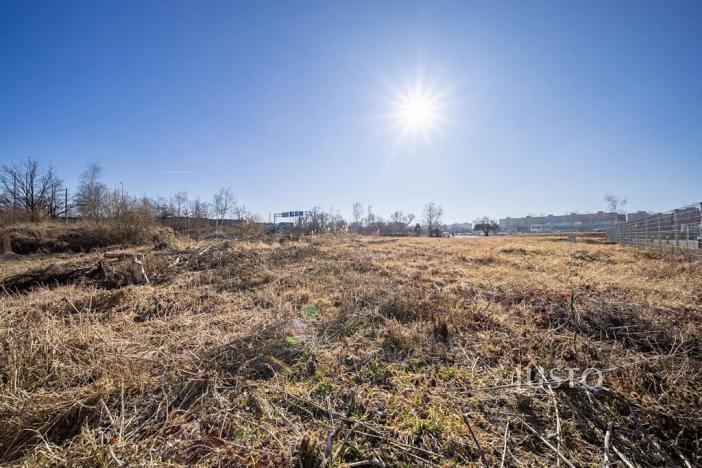 Prodej komerčního pozemku, České Budějovice, U Voříškova dvora, 2608 m2