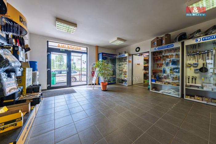 Prodej obchodního prostoru, Chomutov, Pražská, 635 m2