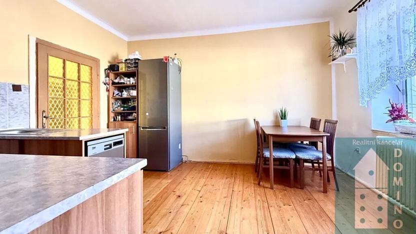 Prodej rodinného domu, Chropyně, Hrad, 250 m2