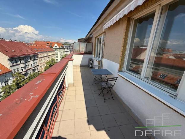 Pronájem bytu 2+kk, Praha - Karlín, Vítkova, 41 m2
