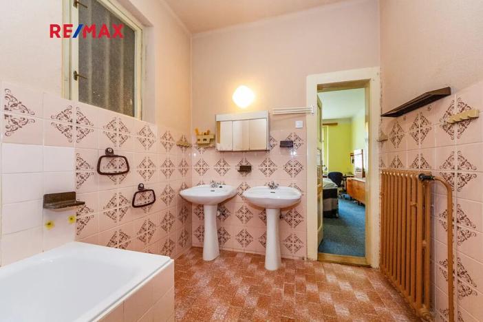 Prodej bytu 4+1, Praha - Holešovice, U smaltovny, 175 m2