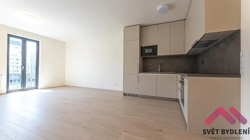 Pronájem bytu 3+kk, Praha - Žižkov, Hartigova, 98 m2