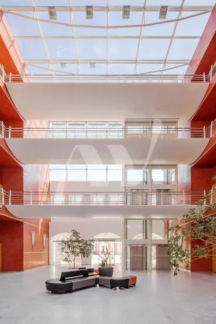 Pronájem kanceláře, Praha - Karlín, Křižíkova, 436 m2