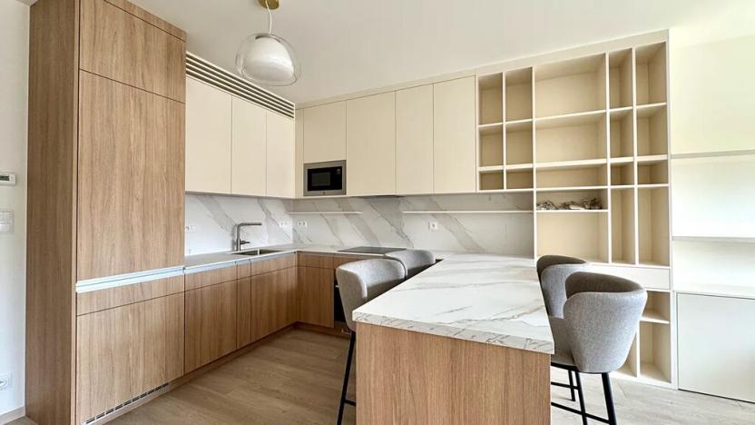 Pronájem bytu 2+kk, Praha, Výstavní, 51 m2