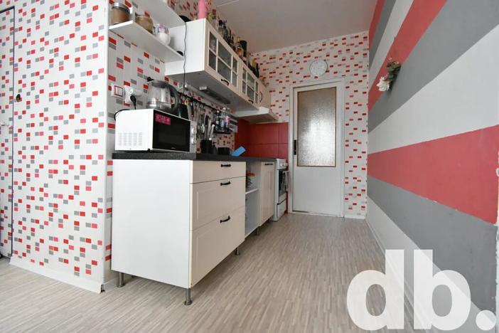 Prodej bytu 2+1, Karlovy Vary, Lidická, 63 m2